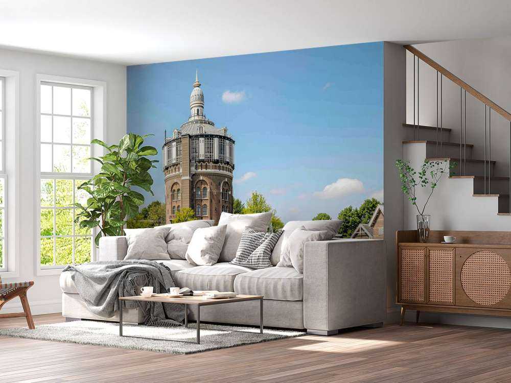 Historische Watertoren in Zonlicht