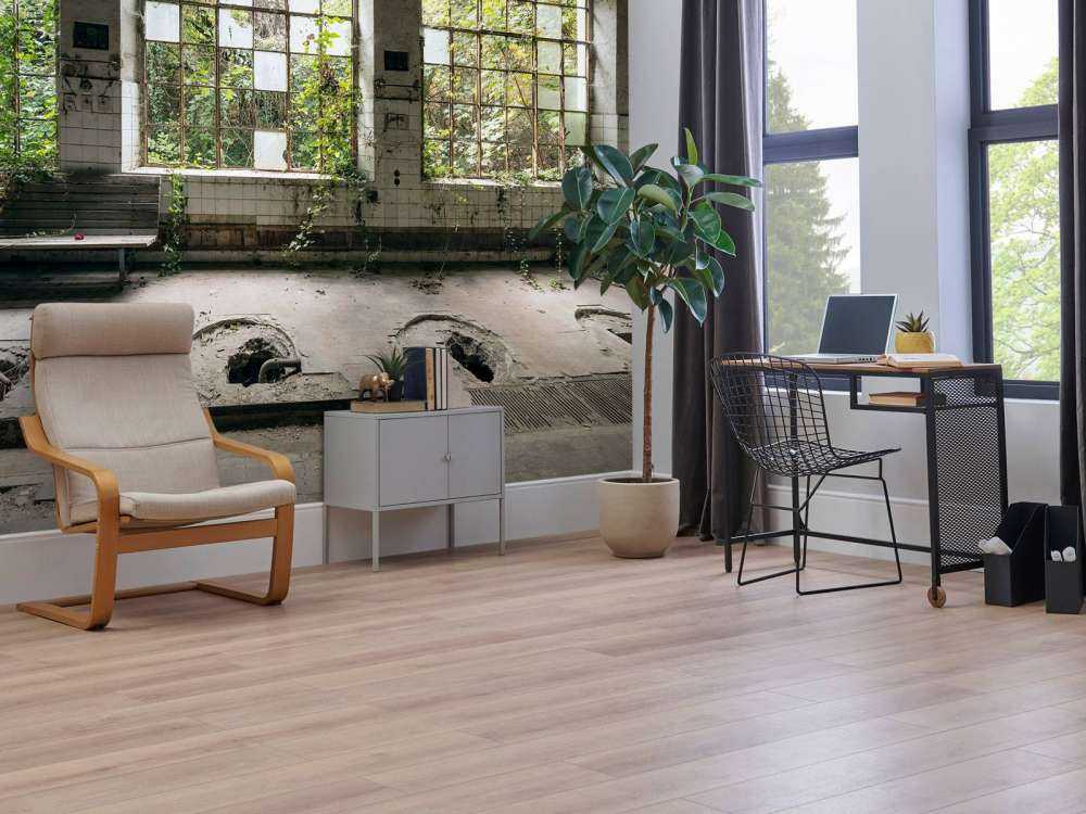 Verlaten Badhuis in de Natuur