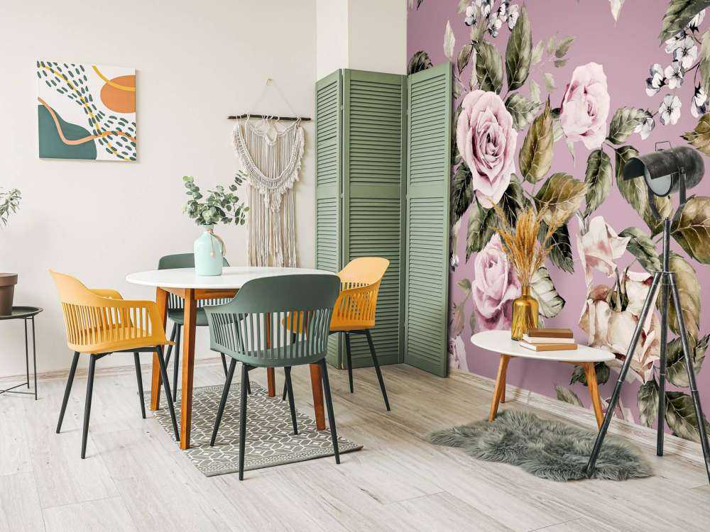 Roze rozen met een roze achtergrond