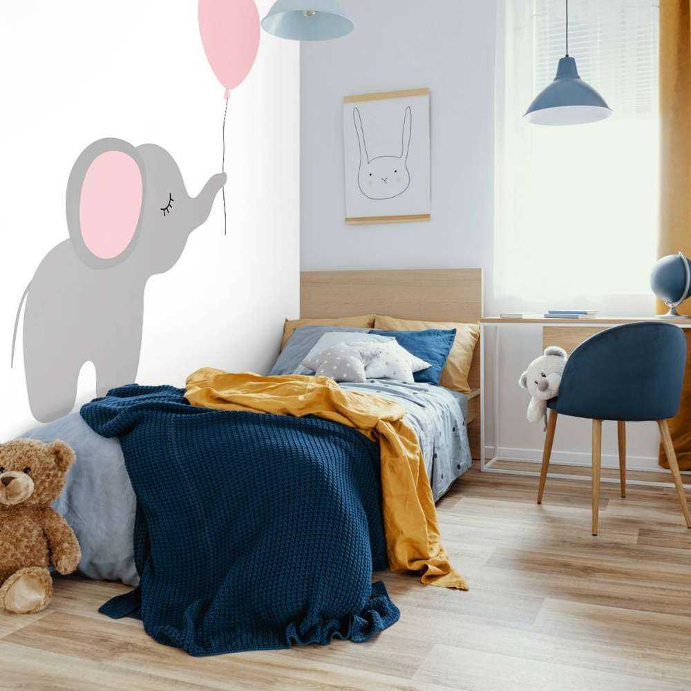 Olifant met een hartvormige ballon