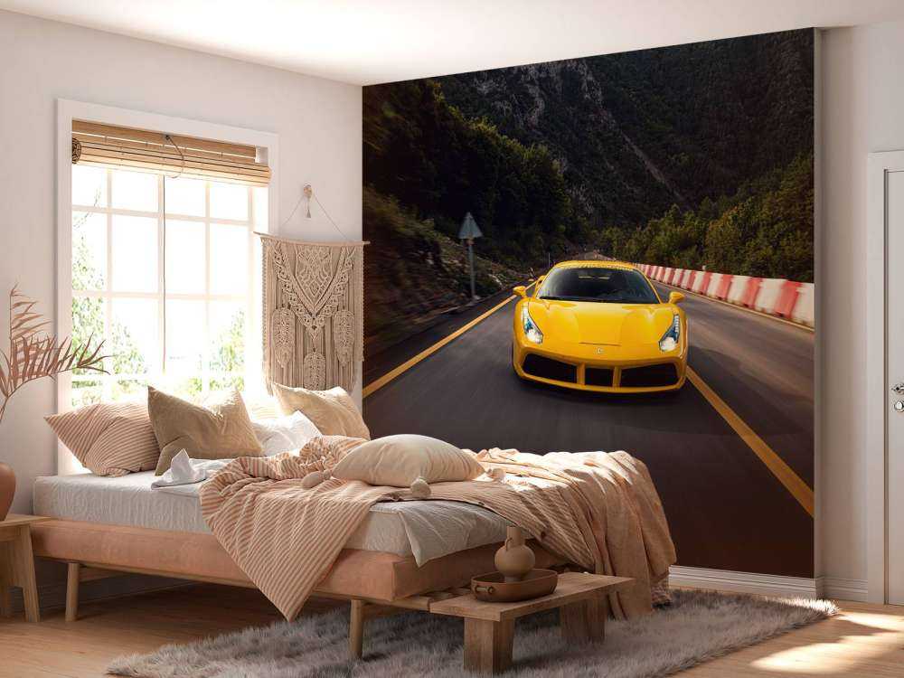 Snelheid door groene bergpassen