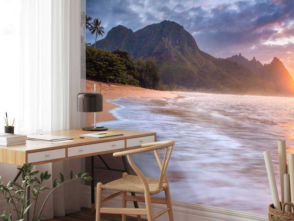 Sneeuwval boven alpijns woud