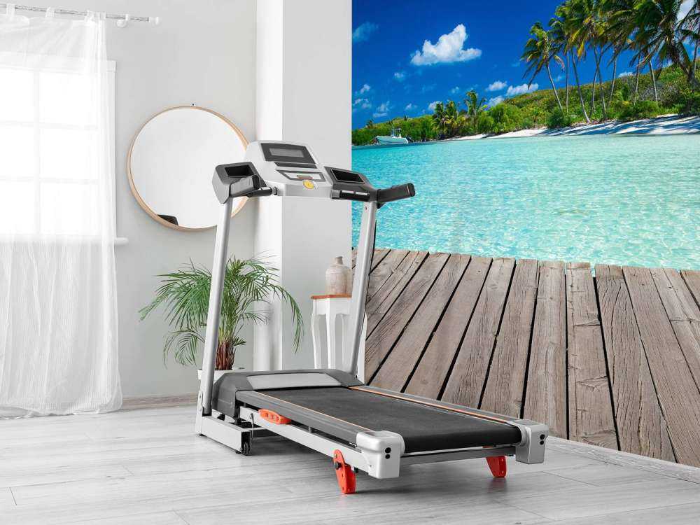 Brug met uitzicht op het strand