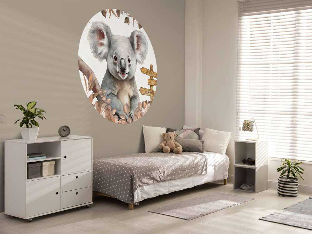 Baby koala in de jungle taupe