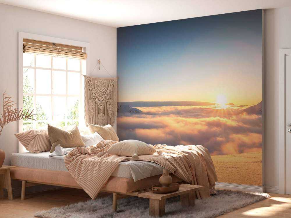 Zonsopkomst boven de winterbergen