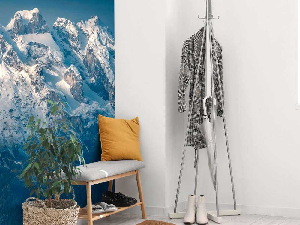 Kristallicht over besneeuwde pieken