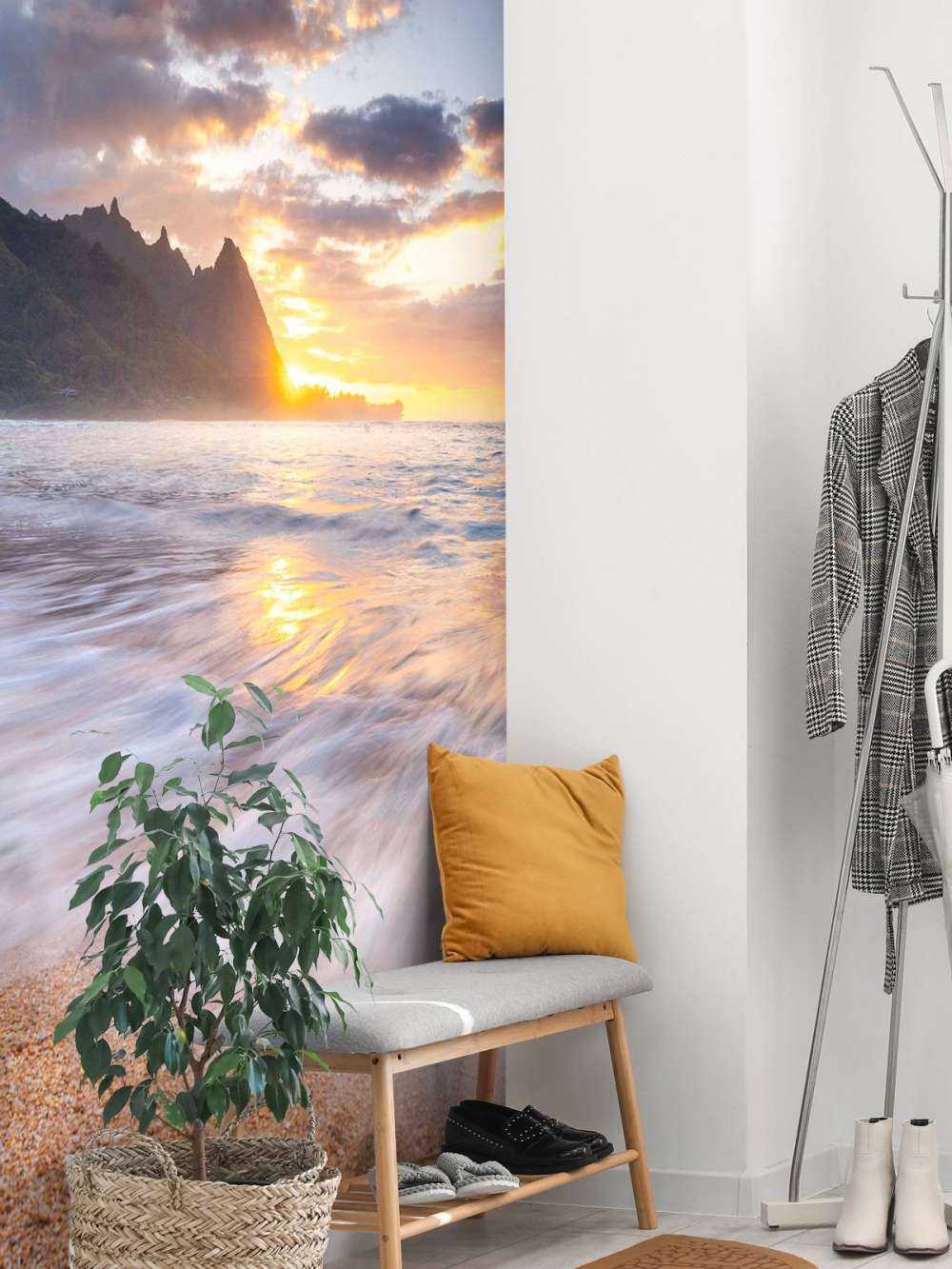 Gouden zon over tropisch strand