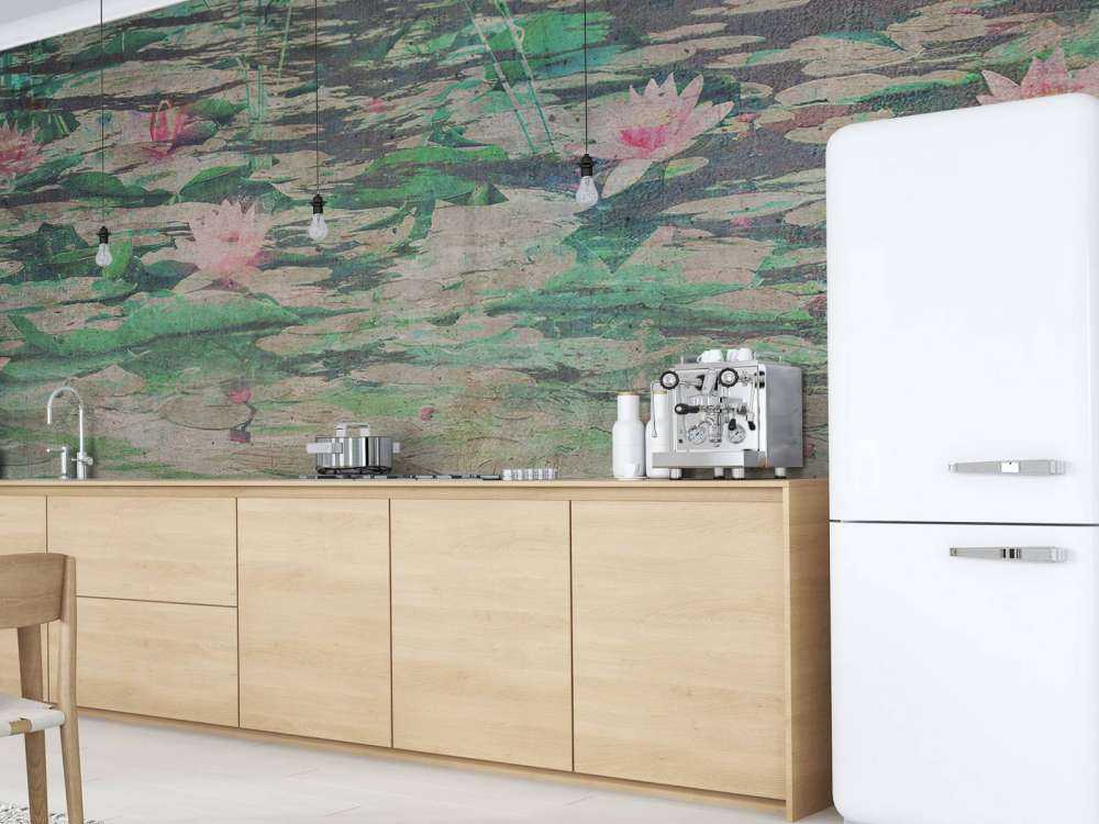 Waterlelies in vergrijsd vijverlicht