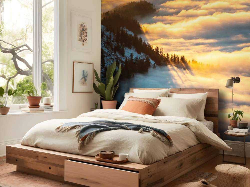 Zonlicht over besneeuwd bergwoud