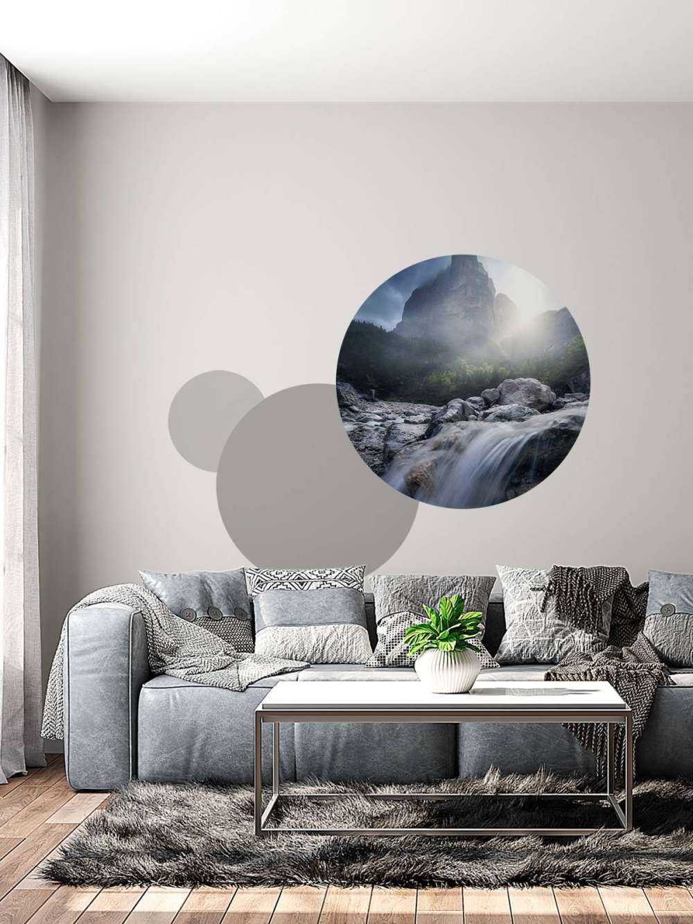 Mistige Bergstroom bij Zonsopkomst