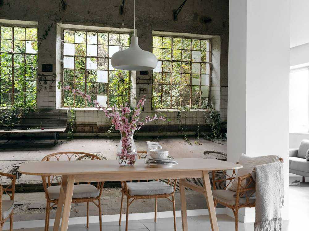 Verlaten Badhuis in de Natuur