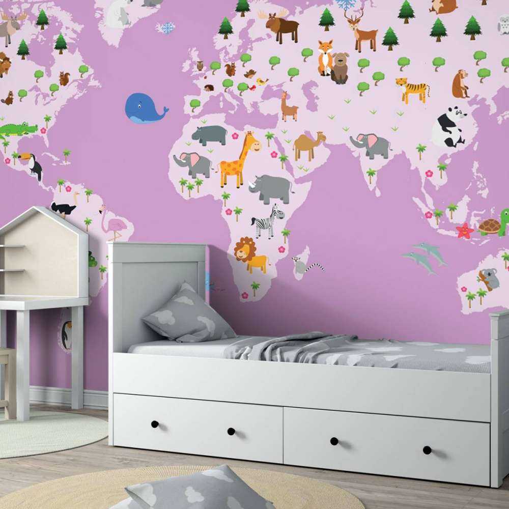 Wereldkaart voor kinderen met roze achtergrond