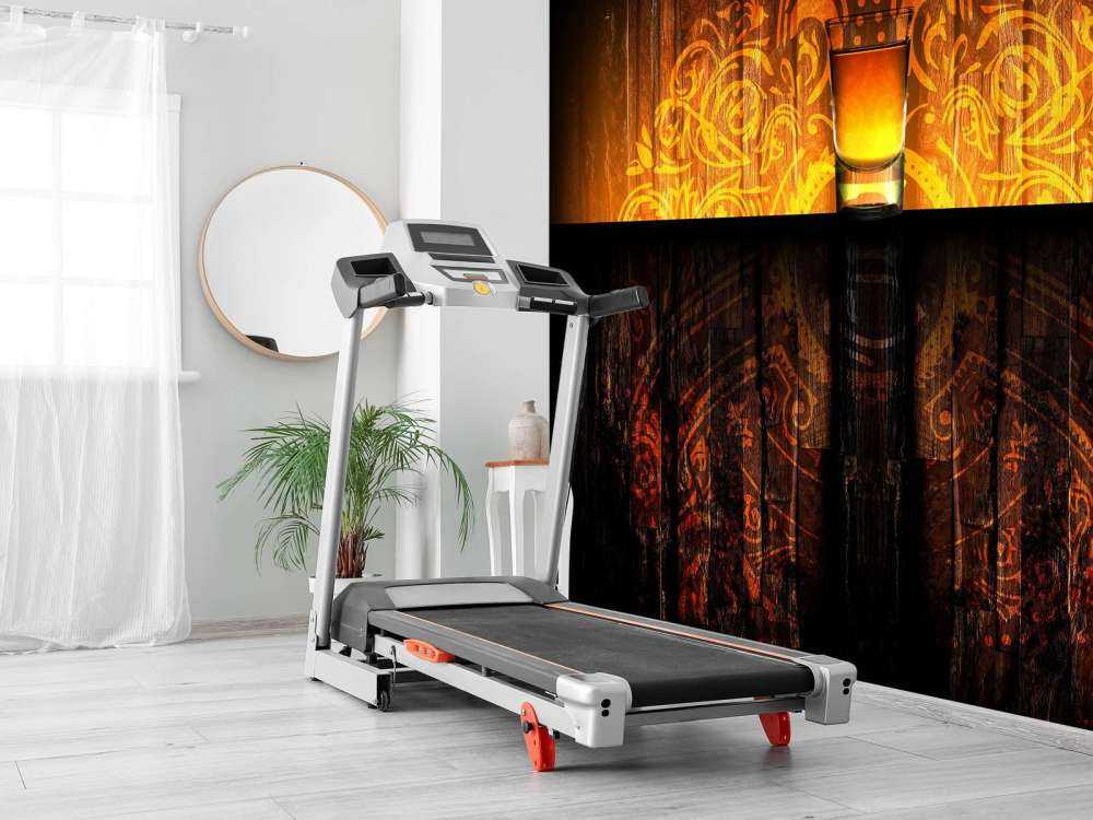 Shotje met een houten achtergrond