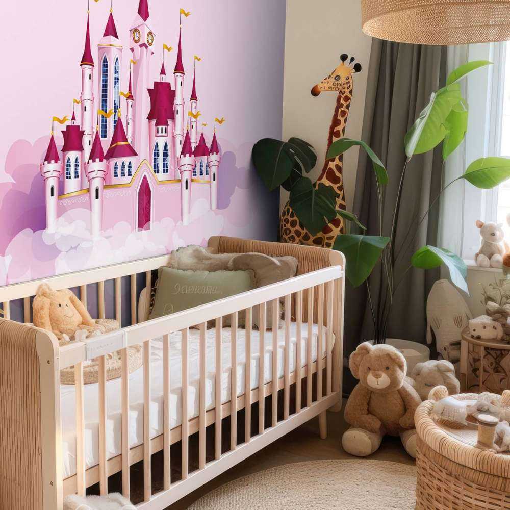 Roze kasteel in de wolken