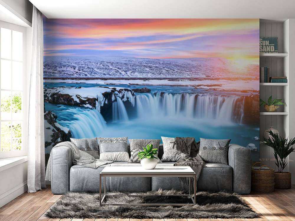 Goðafoss waterval bij zonsondergang