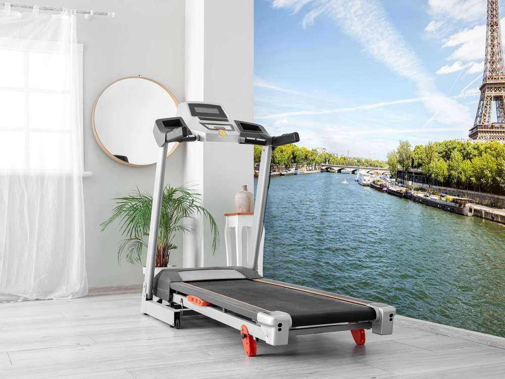 Rivier langs de Eiffeltoren