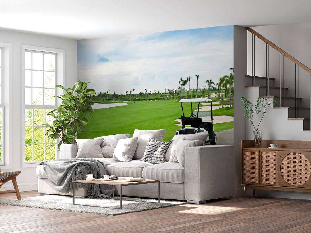 Golfbaan met een golfwagen