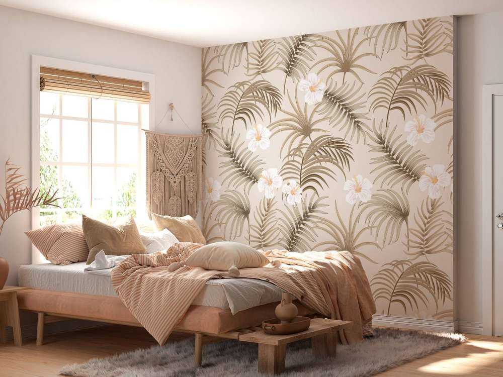 Palmboombladeren en bloemen