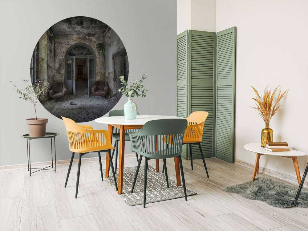 Gang in verlaten huis