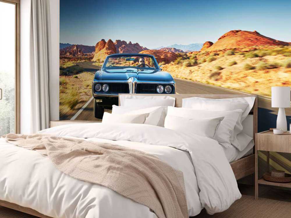 Muscle car in een Amerikaans landschap