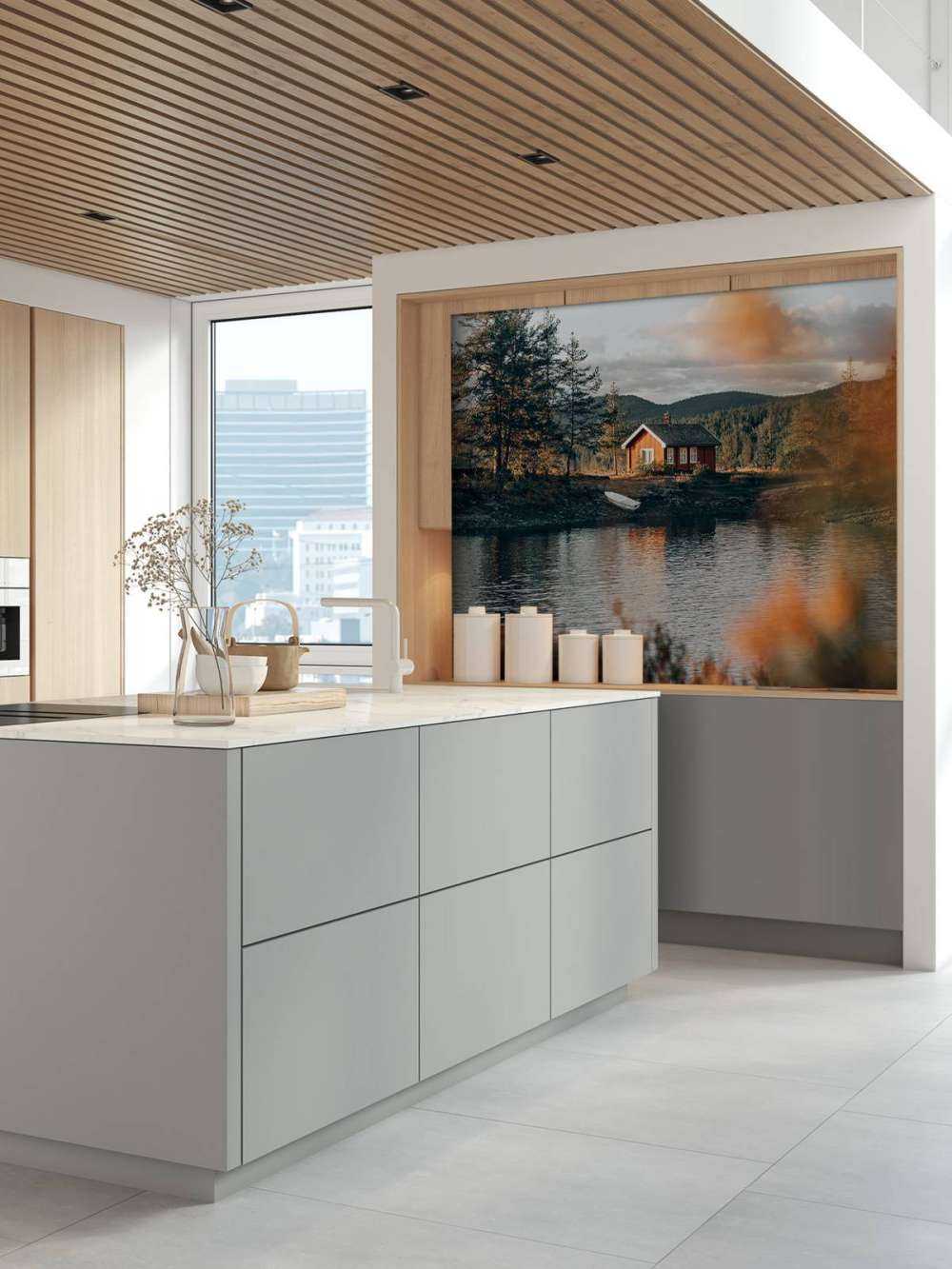 Rood huis bij het meer