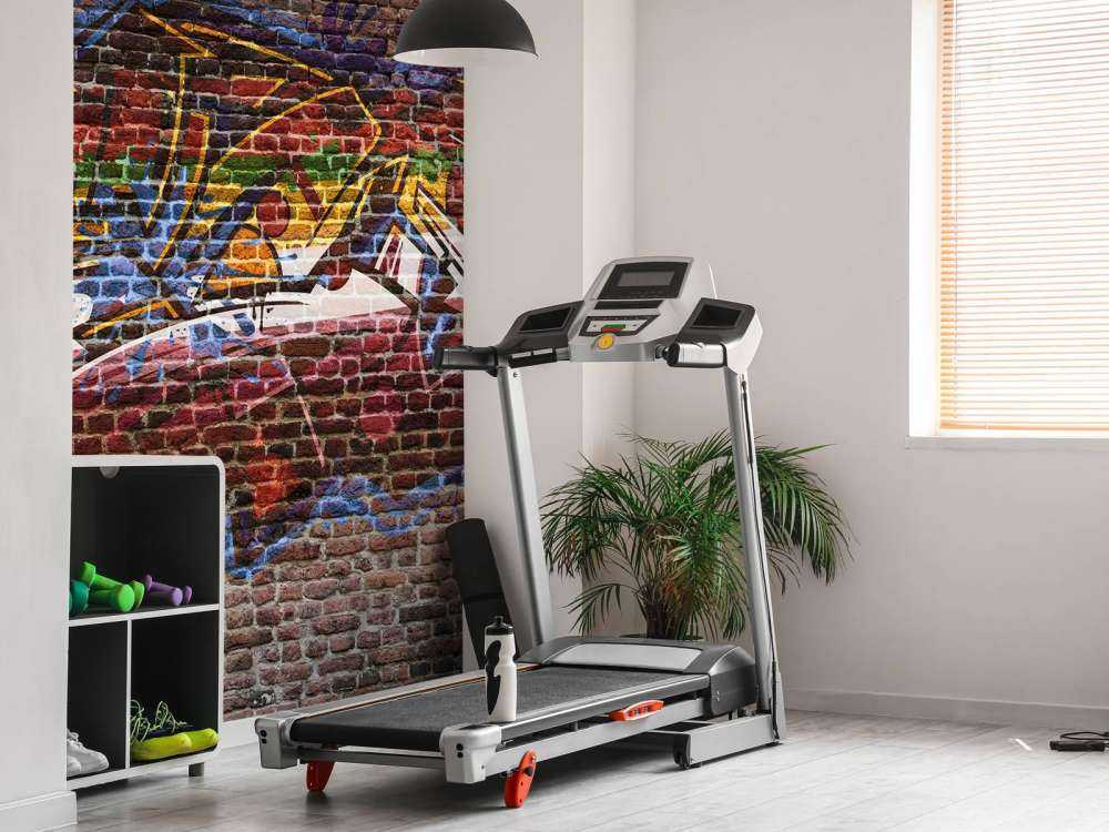 Graffiti op bakstenen muur