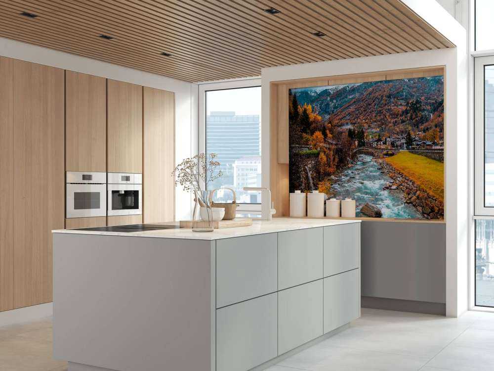 Rivier langs een dorpje