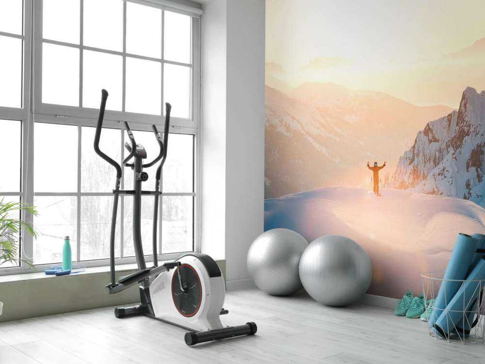 Zonsopkomst boven bergtoppen