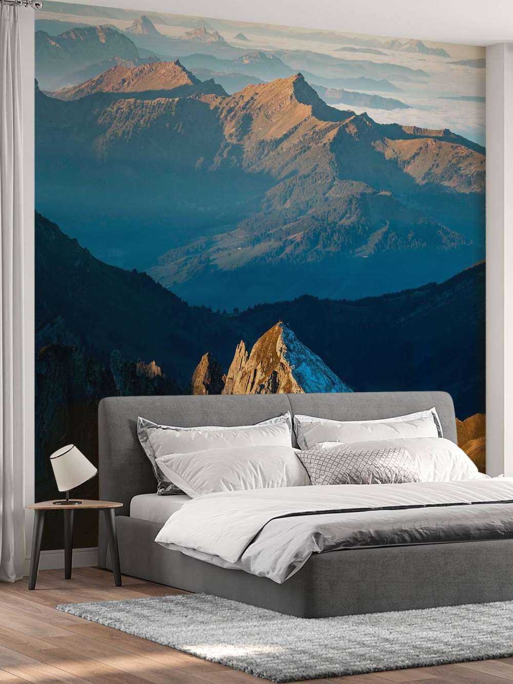 Ochtendlicht op rotsberg