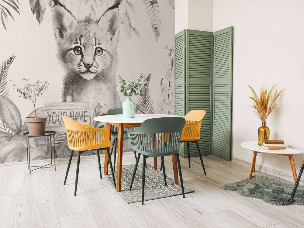 Baby lynx in de jungle beige