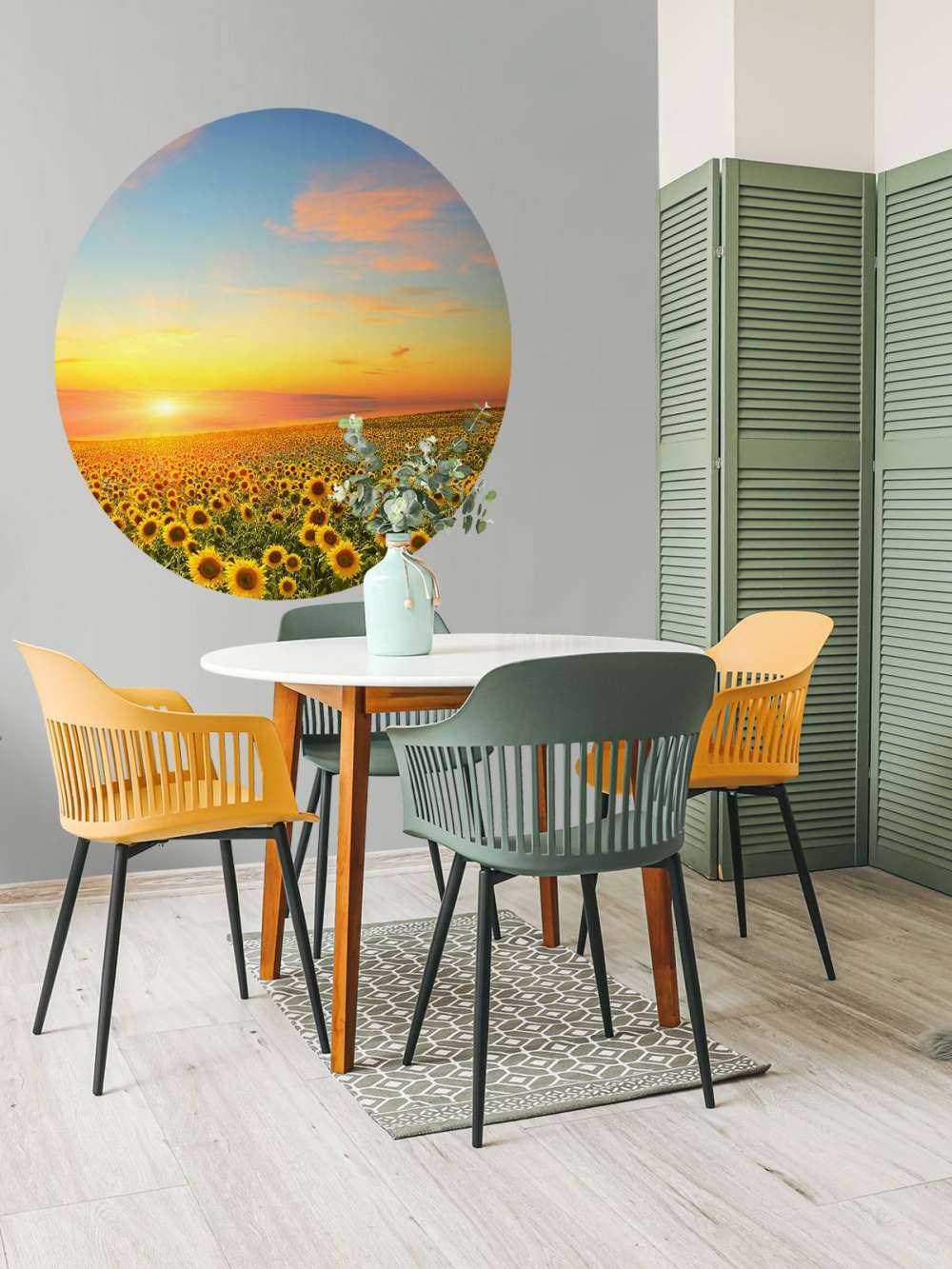 Zonnebloemen bij zonsondergang