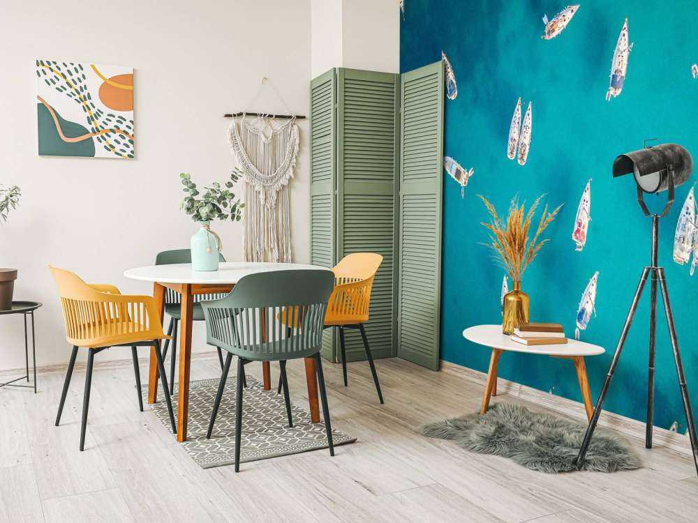 Droneshot van een groep verankerde boten