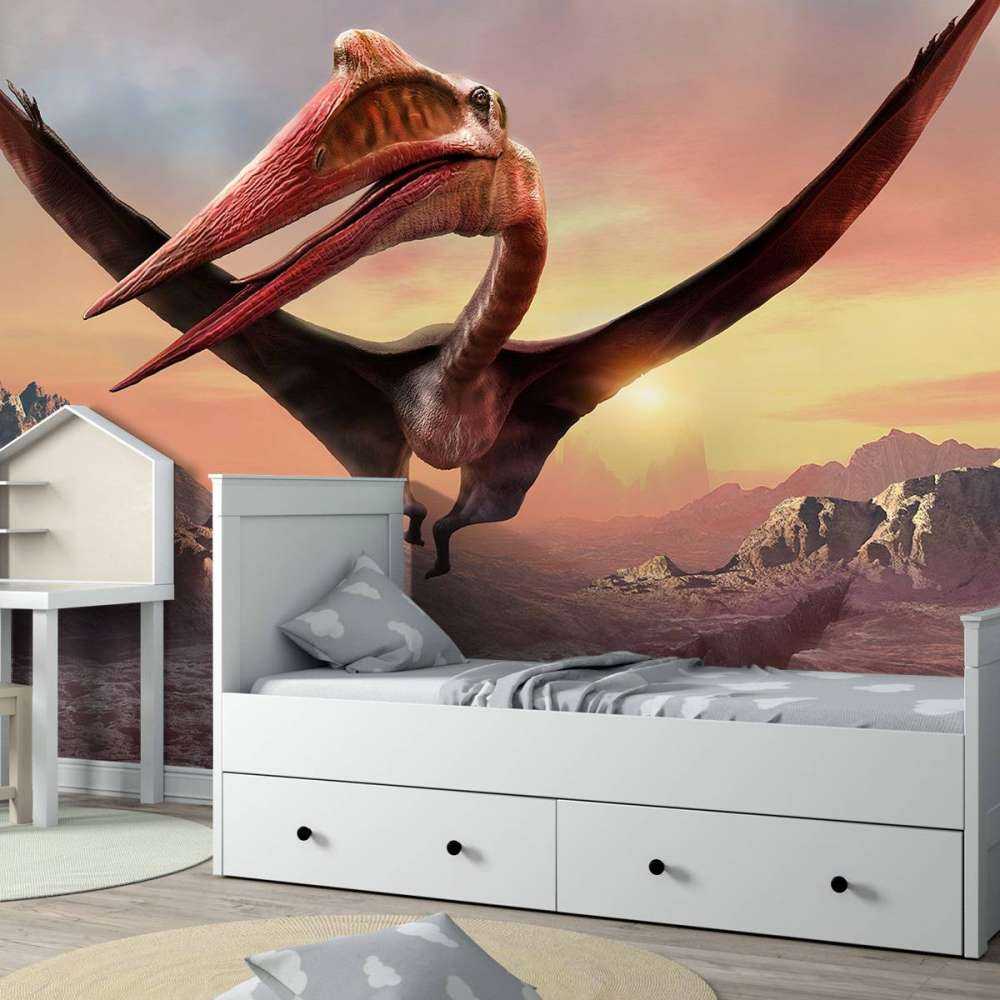 Quetzalcoatlus vliegend over bergen